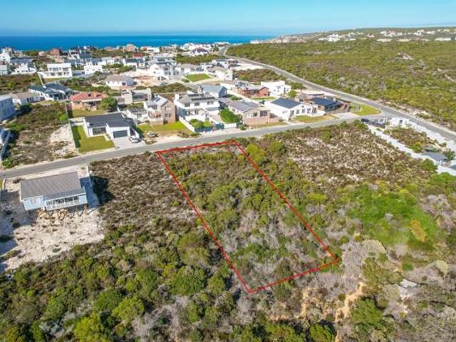 800 m² Land available in Struisbaai