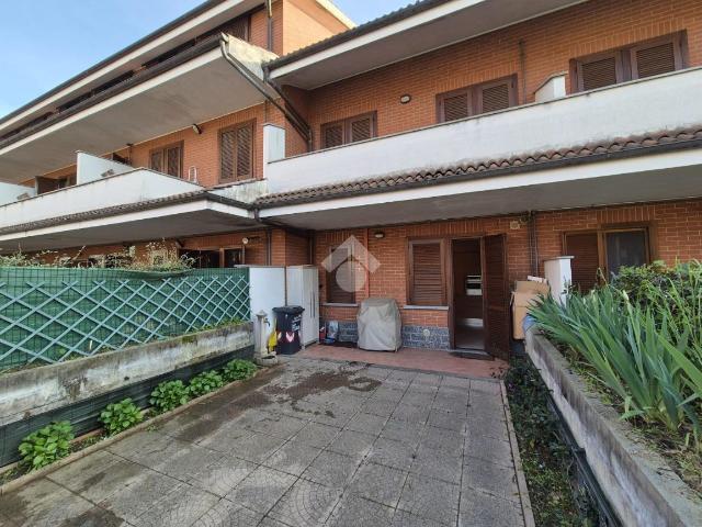 800 / mese, 180 Mq Tecnocasa.it 61227524