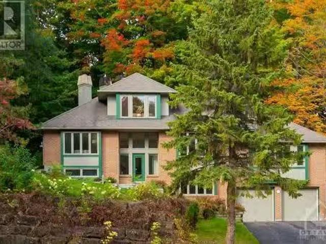 800 Nivens Place, Ottawa, ON, K1J 9N1 house for sale Listin.