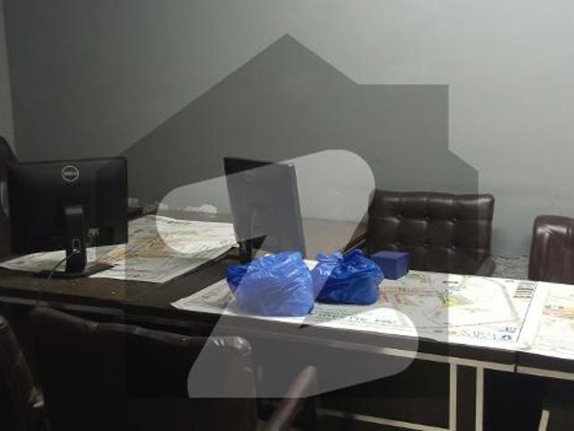 800 sqft 2nd floor furnished flat for rent in Johar Town Phase 2 Block H3