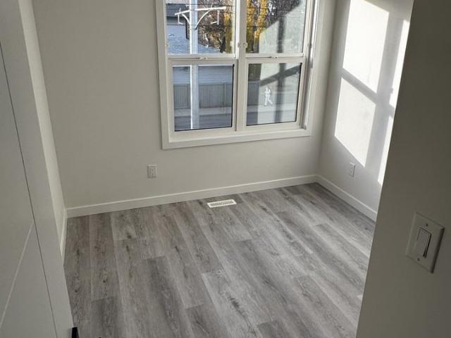 8015 83 ST NW Main 3 Bedroom Apartment for Rent at 8015 83 St Nw, Edmonton, AB T6C None King Edward Park