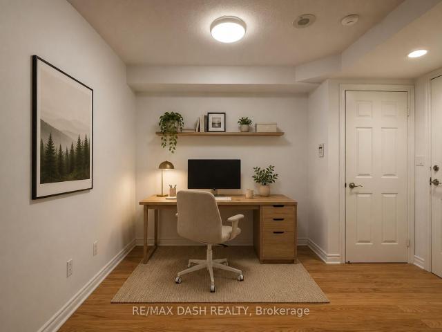 802 270 Wellington Street W, Toronto | Leased, C13541 | Condos. Ca