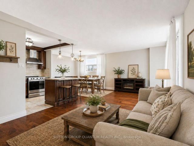 802 2 Confederation Parkway, Mississauga | For Sale @ $395,000 | Condos. Ca