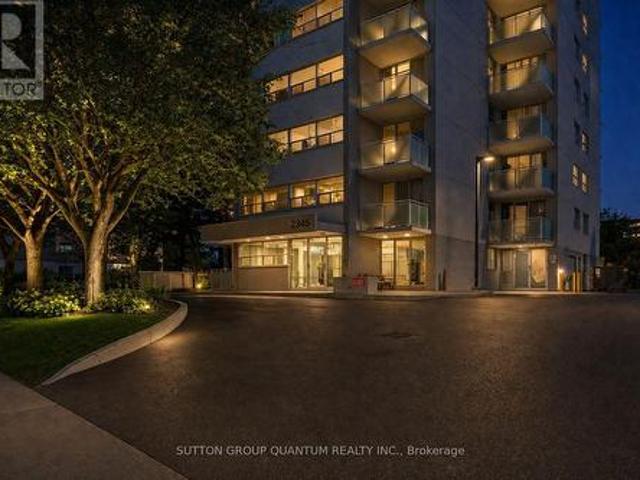 802 2 Confederation Parkway, Mississauga, ON, L5B 2H3 condo for sale | Listing ID W13067 | Royal LePage