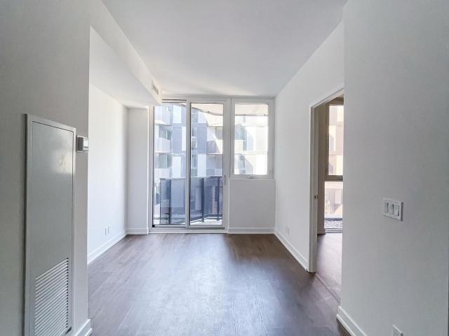 802 30 Tretti Way, Toronto | Leased, C12540 | Condos. Ca