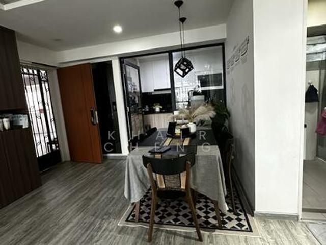 802B Keat Hong Close HDB Apartment For Sale, $570,000, 3 Bed 2 Bath 990 sqft $576.00 psf