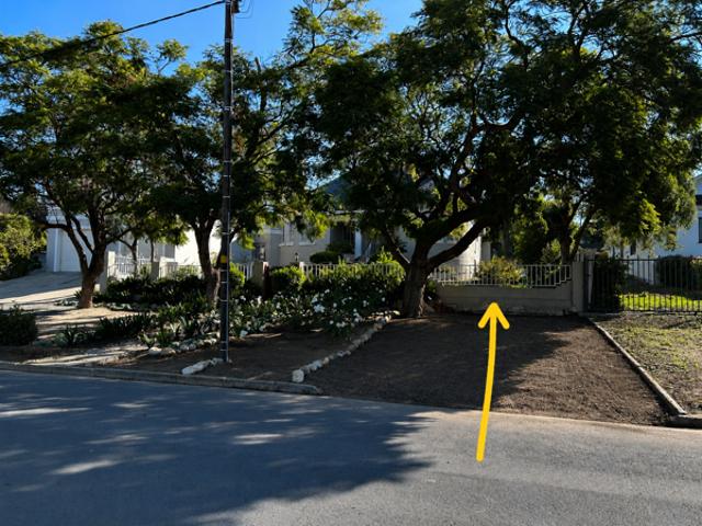 803 m² Land available in Langerug