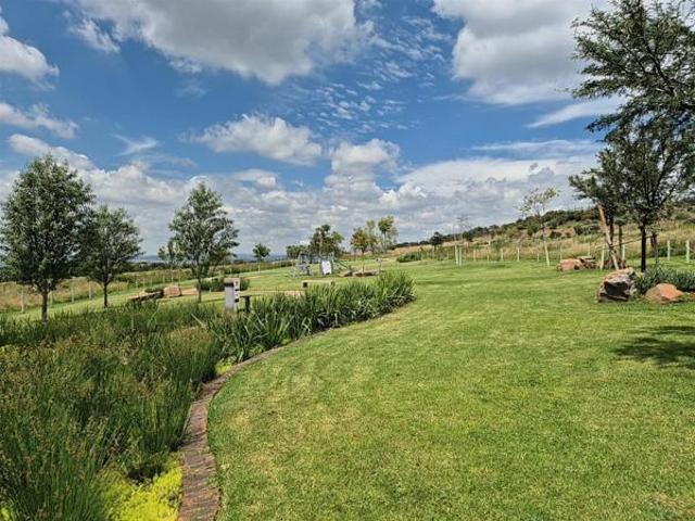 803 m² Land available in Potchefstroom Central