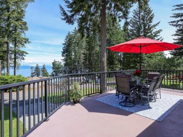 8045 Harmony Cres, Merville, BC, V0R 2M0 house for sale | Listing ID 1037 | Royal LePage