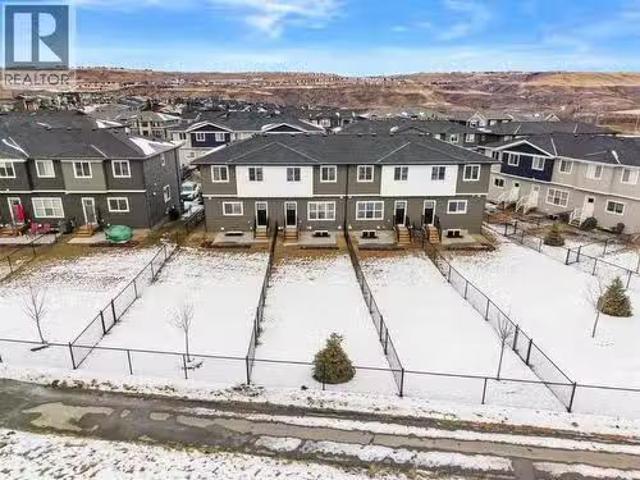 804, 525 River Heights Drive, Cochrane, AB, T4C 3E3 house fo.