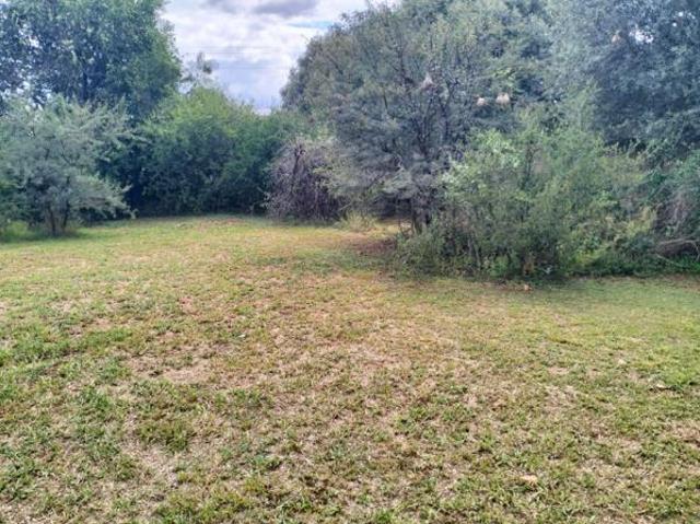 804 m² Land available in Birdwood Estate