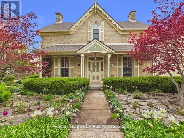 804 Princes Street N, Kincardine, ON, N2Z 1Z1 house for sale | Listing ID X13512 | Royal LePage