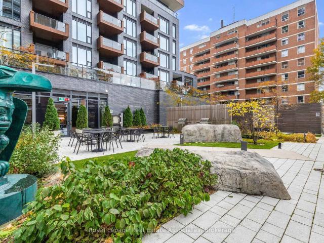 805 21 Park Street E, Mississauga | 2+1Beds/3Bath, Condo, $835,000 | Condos. Ca
