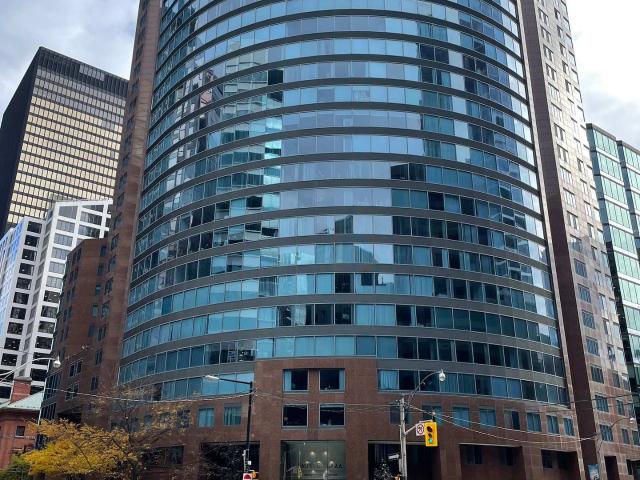 805 33 University Avenue, Toronto | Leased, C12520 | Condos. Ca