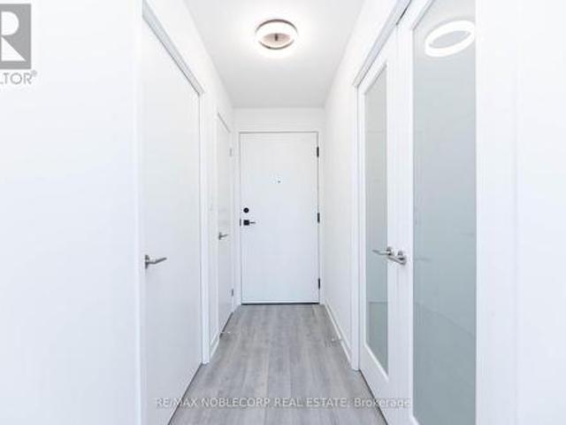 805B 292 Verdale Crossing, Markham, ON, L6G 0G6 condo for sale | Listing ID N13564 | Royal LePage