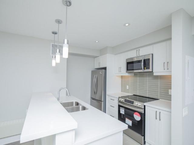 806 Kennedy Road 1 Bedroom Apartment for Rent at 806 Kennedy Rd, Toronto, ON M1K 2E1 Ironview