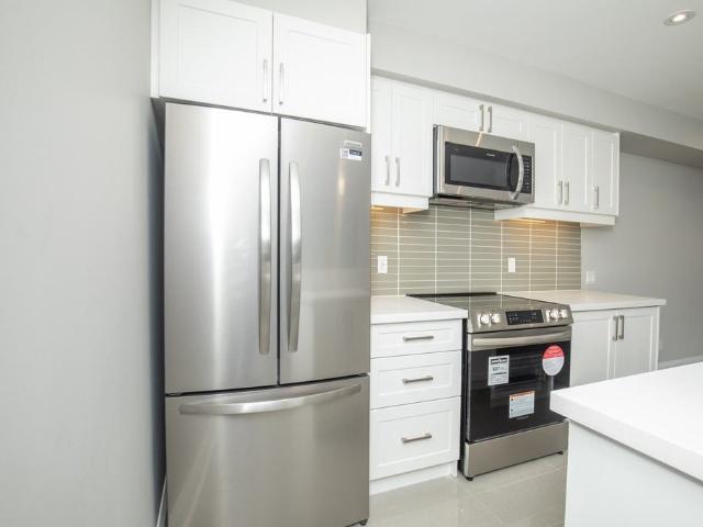 806 Kennedy Road 2 Bedroom Apartment for Rent at 806 Kennedy Rd, Toronto, ON M1K 2E1 Ironview