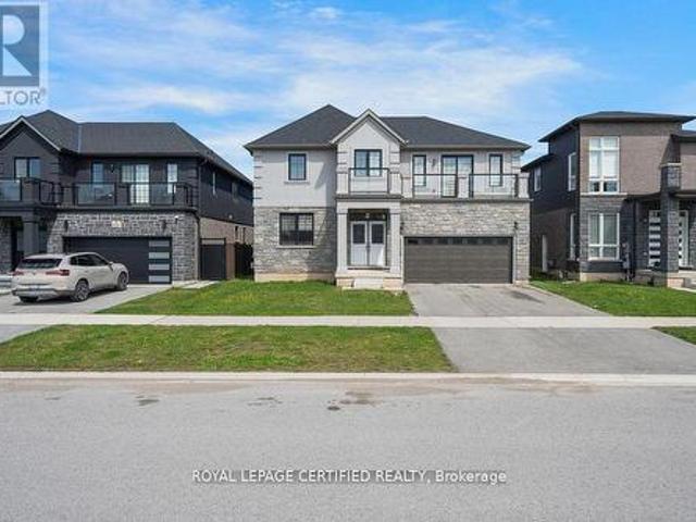 8077 Brookside Drive, Niagara Falls, ON, L2H 3T9 house for sale | Listing ID X13535 | Royal LePage