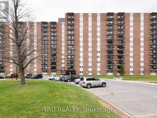 807 1 Baseline Road, Ottawa, ON, K2C 3L4 condo for sale | Listing ID X13220 | Royal LePage