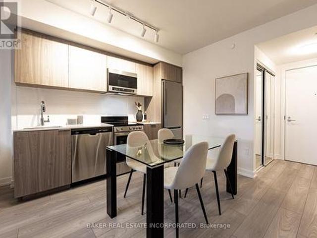 807 223 Redpath Avenue, Toronto, ON, M4P 0E8 lease for lease | Listing ID C13465 | Royal LePage