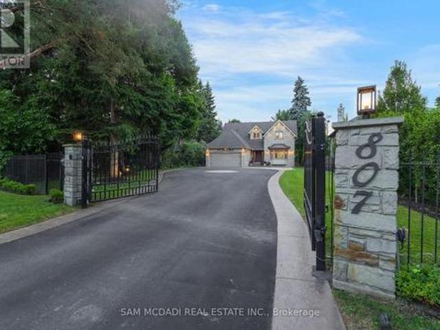 807 Indian Road, Mississauga, ON, L5H 1R4 house for sale | Listing ID W13035 | Royal LePage
