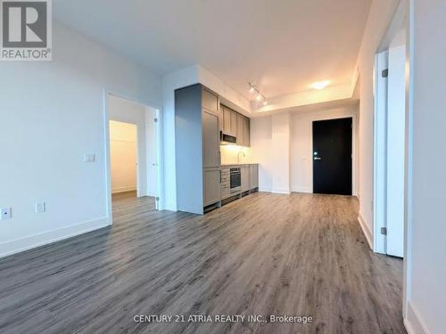808 250 Lawrence Avenue, Toronto, ON, M5M 1B1 condo for sale | Listing ID C12122 | Royal LePage