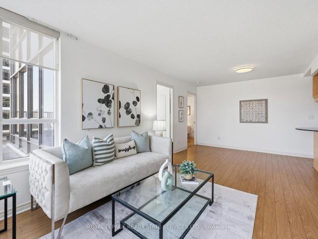 808 4 Living Arts Drive, Mississauga | For Sale @ $629,000 | Condos. Ca