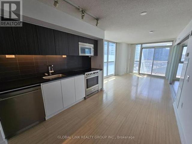 808 75 Queens Wharf Road, Toronto, ON, M5V 0J8 lease for lease | Listing ID C13456 | Royal LePage