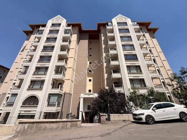 809 Etap Boyalı Cam Balkon Vestiyer Kapalı Otopark Ankastre 3+1