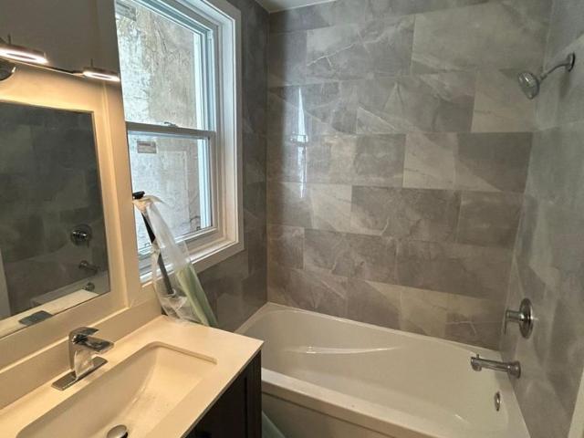 80 Vaudreuil unit B