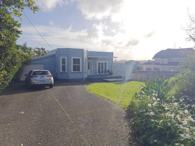 80 Verbena Road, Birkdale House for Rent