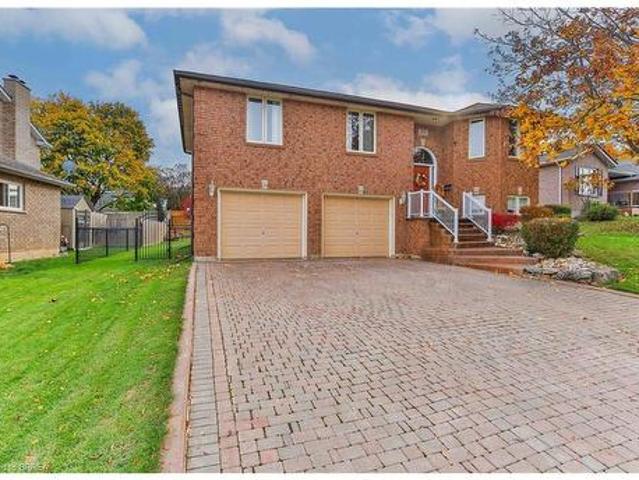 80 Victor Boulevard, St. George, ON, N0E 1N0 house for sale | Listing ID 40688 | Royal LePage