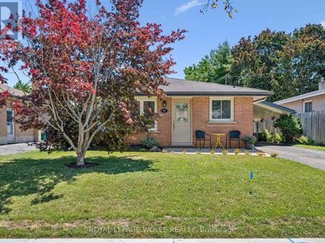 80 Weichel Street, Kitchener, ON, N2M 2A6 house for sale | Listing ID X13632 | Royal LePage