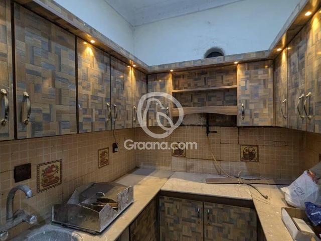 80 Yd² House for Sale