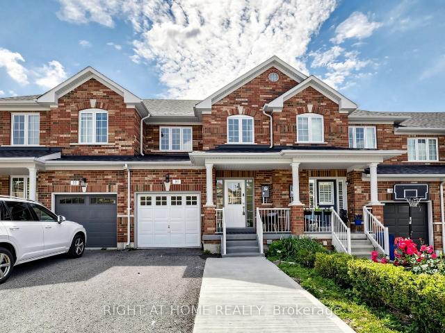 80 Barr Crescent, Aurora | 3Beds/4Bath, Townhouse, $898,000 | Condos. Ca