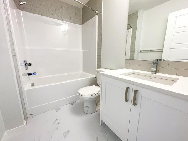 80 Carrington Plaza NW Carrington Square 2 Bedroom Apartment for Rent at 80 Carrington Plaza Nw, Calgary, AB T3P 1X6