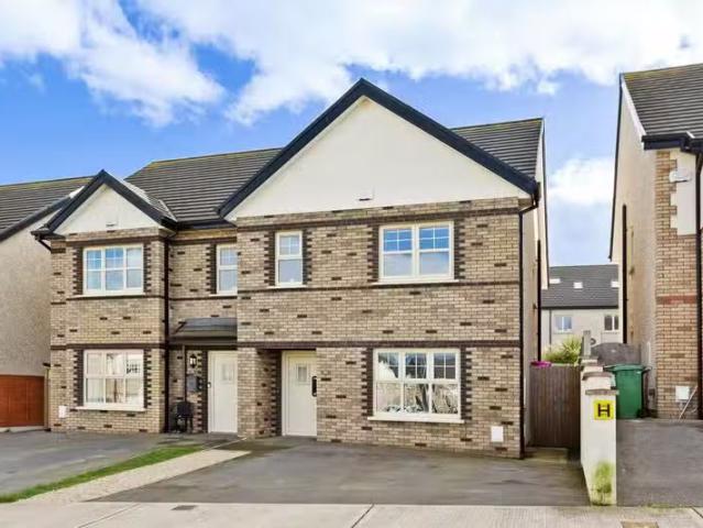 80 Kirvin Hill, Broomhall, Rathnew, Co. Wicklow, A67FW59 is fo.