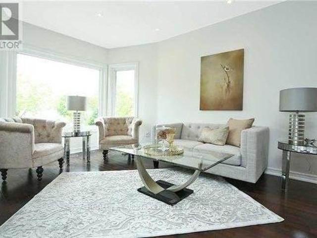 80 Larratt Lane, Richmond Hill, ON, L4C 0E2 house for lease | Listing ID N13597 | Royal LePage
