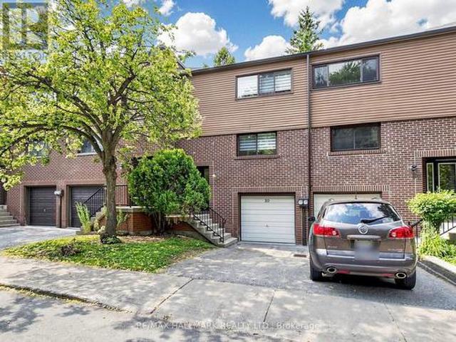 80 Song Meadoway, Toronto, ON, M2H 2T7 townhouse for sale | Listing ID C13560 | Royal LePage