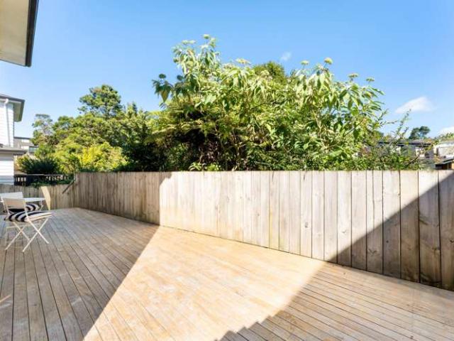 80 Sungrove Rise, Sunnyvale, Waitakere City