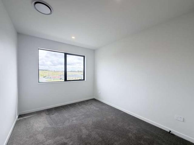 80B Tukutata Crescent, Milldale, Rodney