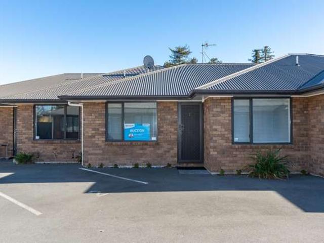 8/100 Knighton Road, Hillcrest, Hamilton City