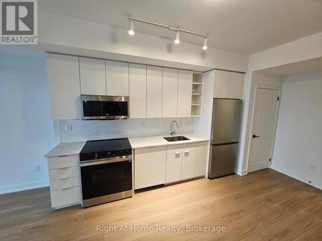810 2075 Lakeshore Road, Burlington Brant, ON, L7R 0H3 lease for lease | Listing ID W13044 | Royal LePage
