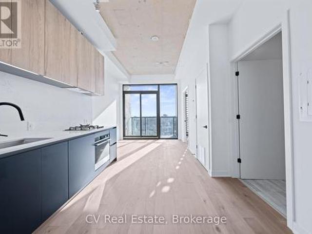 810 2 Dundas Street W, Toronto Junction Area, ON, M6P 0C5 lease for lease | Listing ID W12956 | Royal LePage