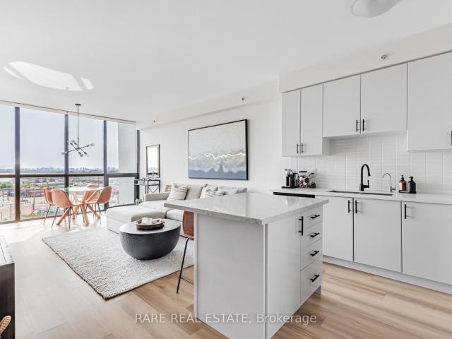 810 2 Highway 7, Concord | 1+1Beds/2Bath, Condo, $2,650/mo | Condos. Ca