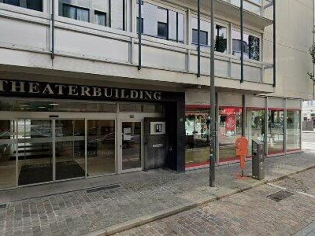 810 m2 office space for rent in Stad Antwerp