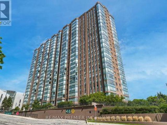 811 115 Hillcrest Avenue, Mississauga, ON, L5B 3Y9 condo for sale | Listing ID W11920 | Royal LePage