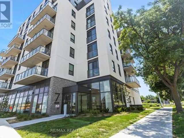 811 7 Erie Avenue, Brantford, ON, N3S 2A7 condo for sale | Listing ID X12182 | Royal LePage
