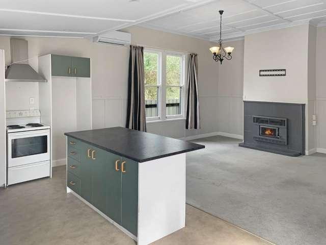 811 Eaton Road, 10482, Hastings