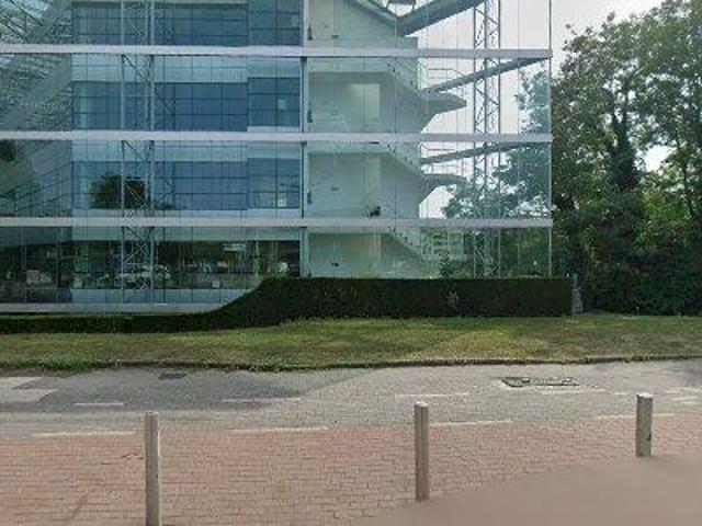 811 m2 office space for rent in Brussels Elsene